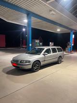 Volvo V70 II 2.4 140PS Kombi - Volvo: 140