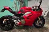 Ducati Panigale V4s mit Akrapovic Top-Zustand - Offers