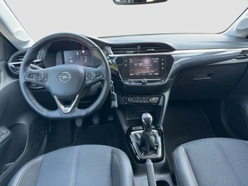 Fotografie des Opel Corsa F Elegance LED Parkpilot Sitz-/Lenkradhzg