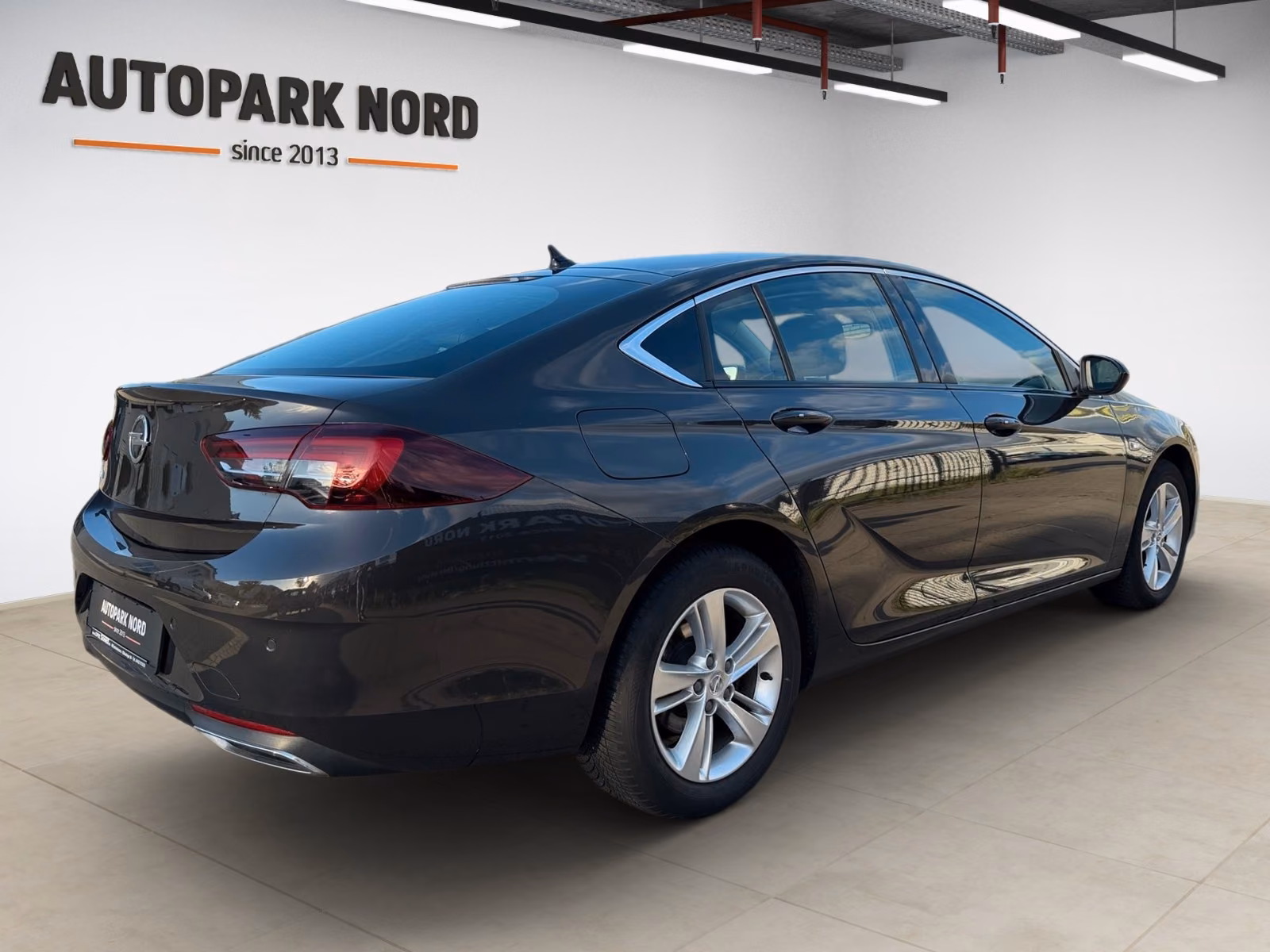 Opel Insignia 2.0D Aut. 128kW Elegance GS/1.HAND/LED