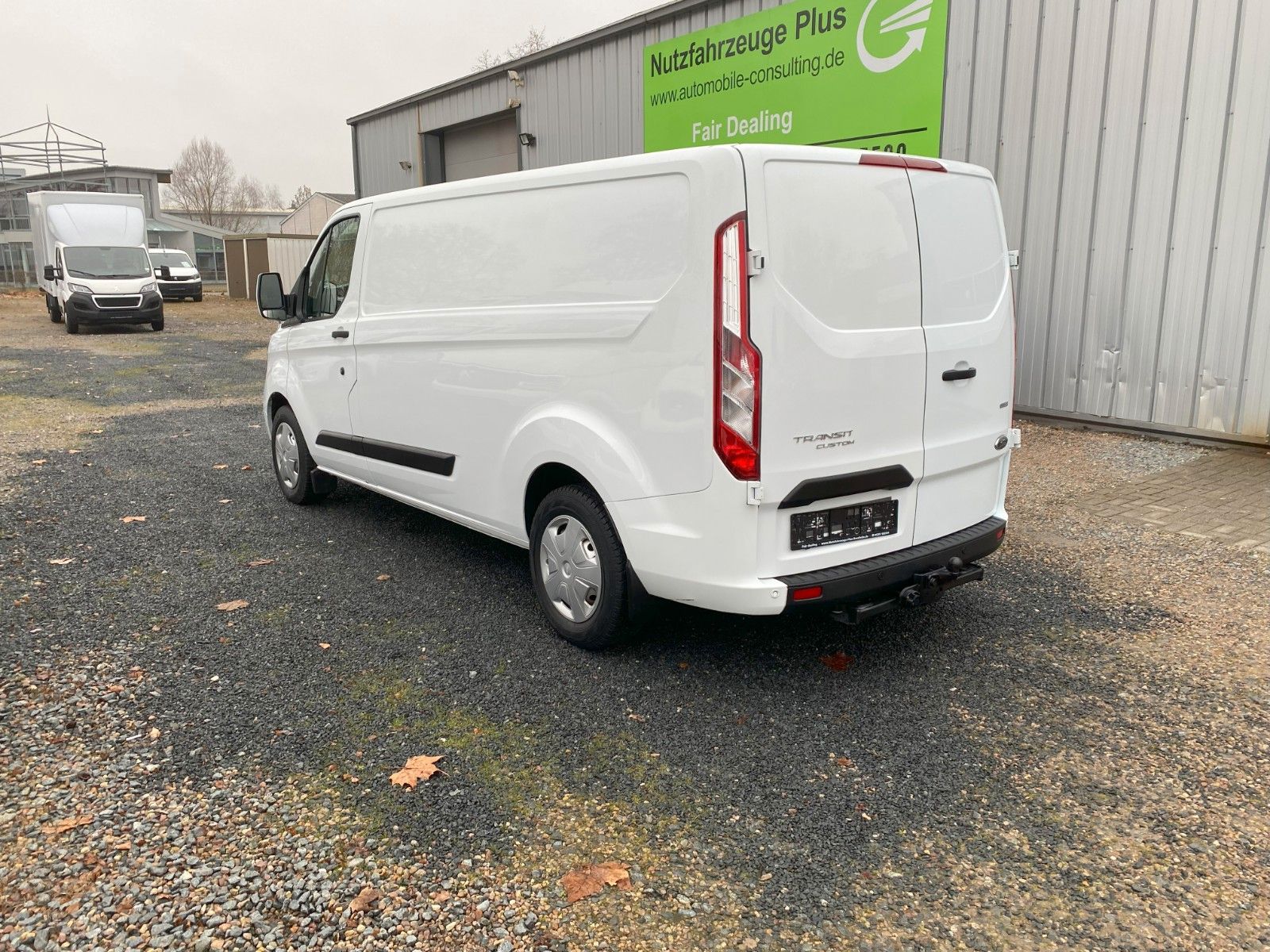 Fahrzeugabbildung Ford Transit Custom Kasten 320 L2 Trend,AHK,34555Km,