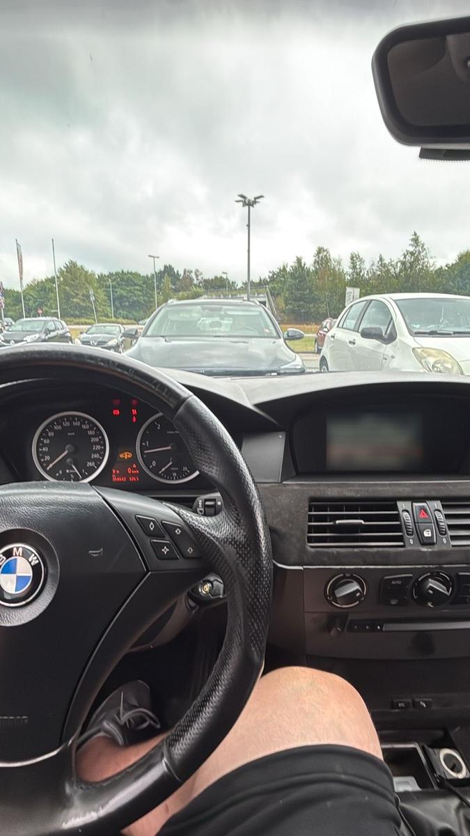 BMW 525 2004 — photo 5
