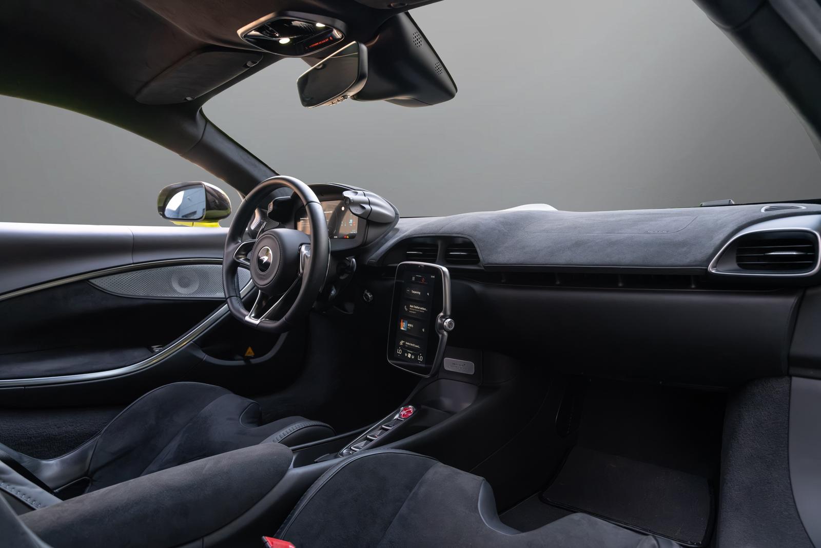 McLaren Artura 3 Jahre Garantie & 2 Jahre Service inkl