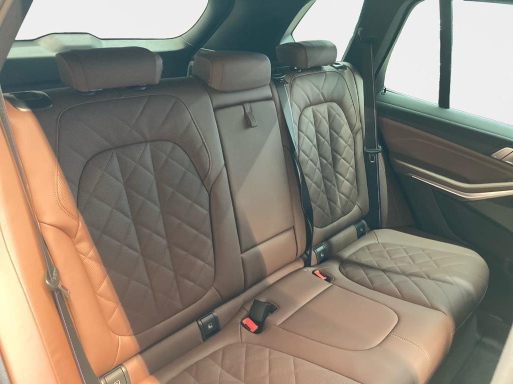 BMW X5 xDrive40d M Sport Pro HEUP KAM NAV AHK