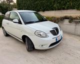 Lancia Ypsilon 1.3 MJT 75 CV Momo Design E4 - Lancia Ypsilon: Momo