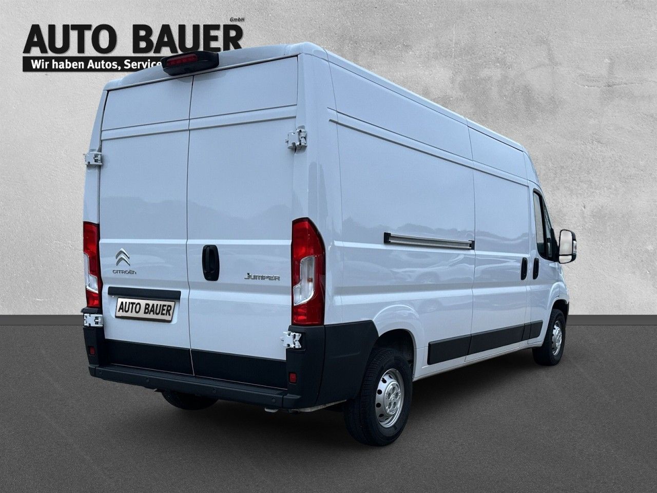 Fahrzeugabbildung Citroën Jumper 35 L3H2 BlueHDi 140