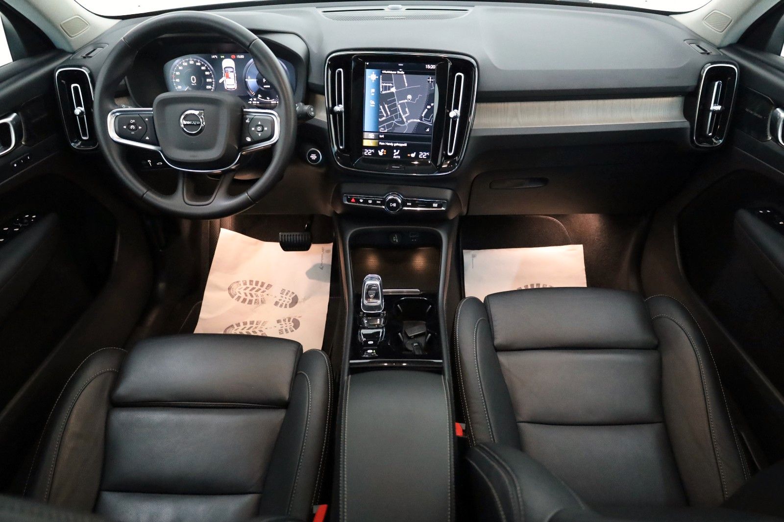 Fahrzeugabbildung Volvo XC40 Inscription,Leder,Navi,LED,SH,360Kamer,Pano