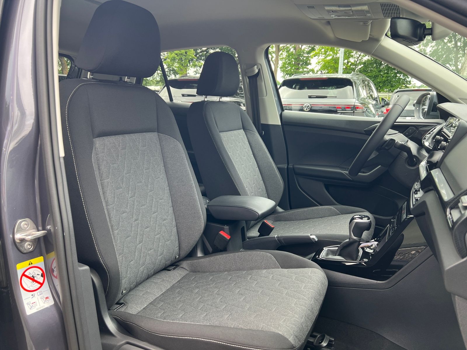 Fahrzeugabbildung Volkswagen T-Cross Life 1.0 TSI DSG *AHK,IQ-Light,ACC,Kamer