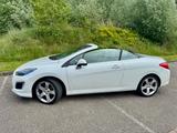 Peugeot 308 CC Allure HDi FAP 165 Allure - Peugeot 308 mit Diesel-Antrieb: Cabrio
