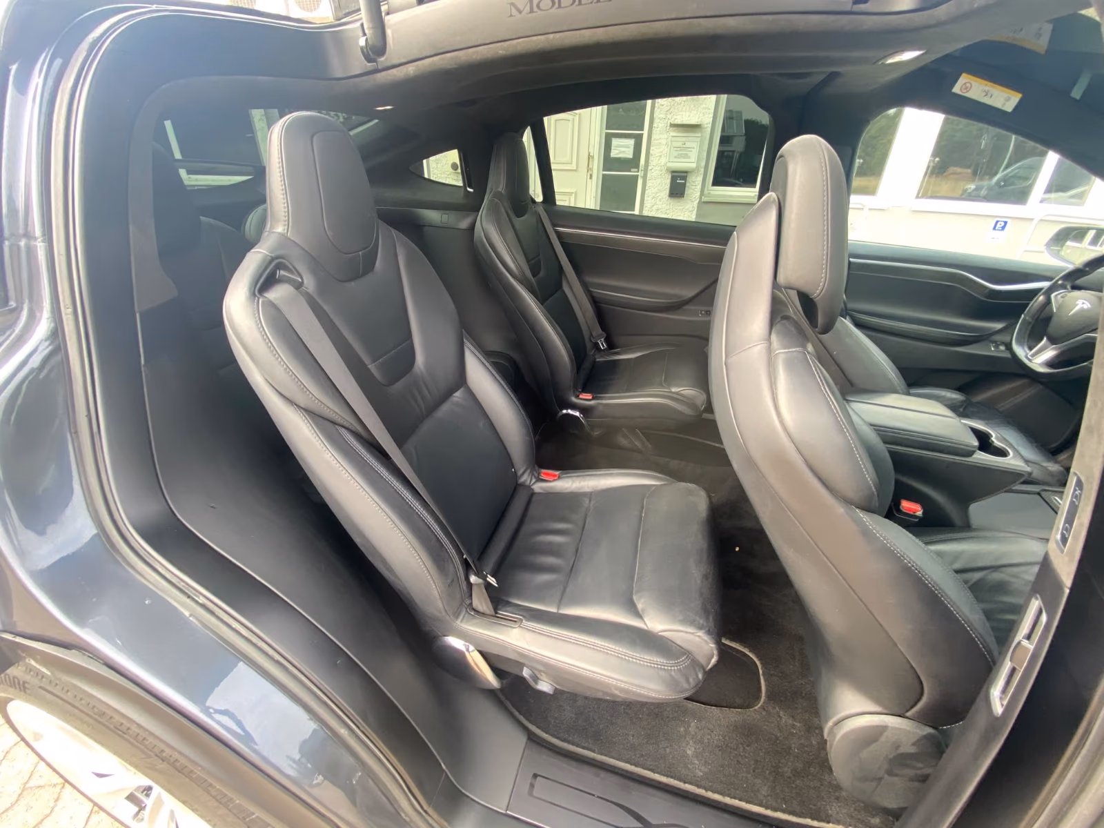 TESLA MODEL X P100D PERFORMANCE DUAL 6 PLACES