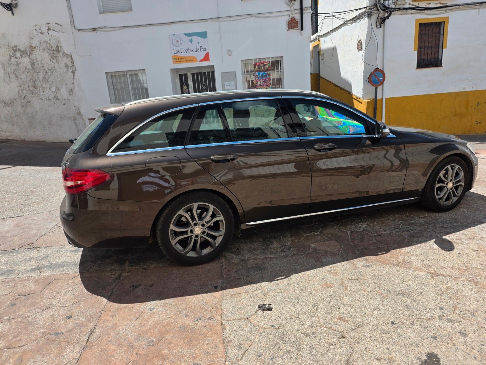 MERCEDES-BENZ C 200 d T -