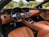 Mercedes-Benz wunderschönes Mercedes 560 Cabrio metallic grün - : Grün, Metallic