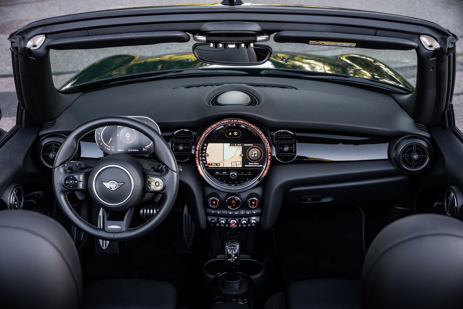 Fahrzeugabbildung MINI John Cooper Works Cabrio FACELIFT/AERO-PACK/LED