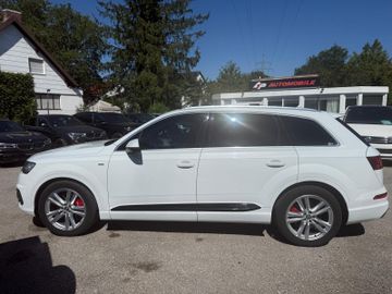 Audi Q7 - 4