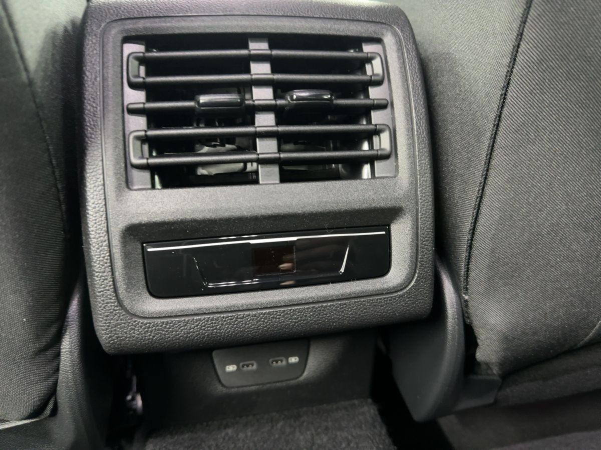 Volkswagen Golf - Bild 13