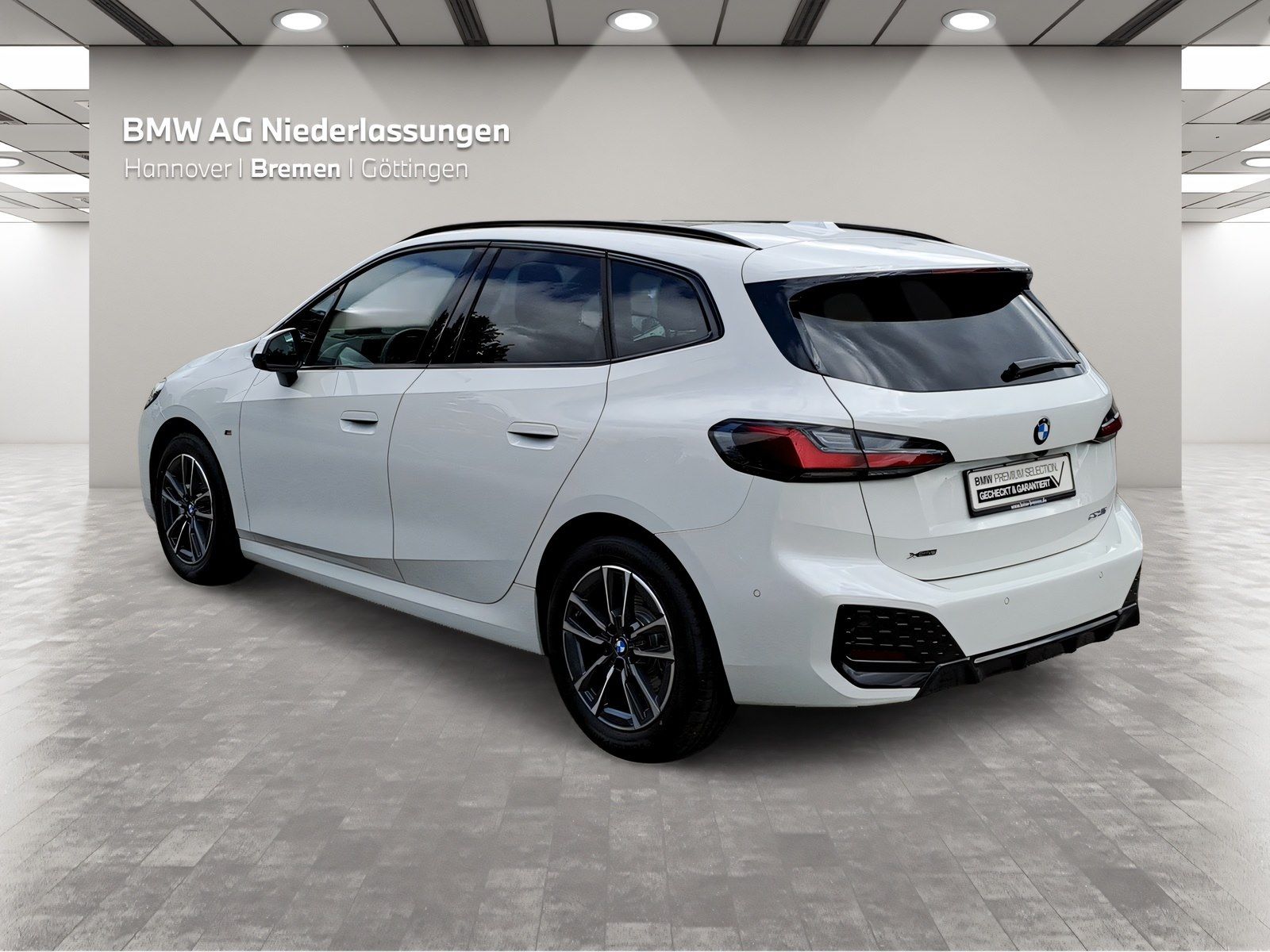 BMW 223 Active Tourer - Bild 2