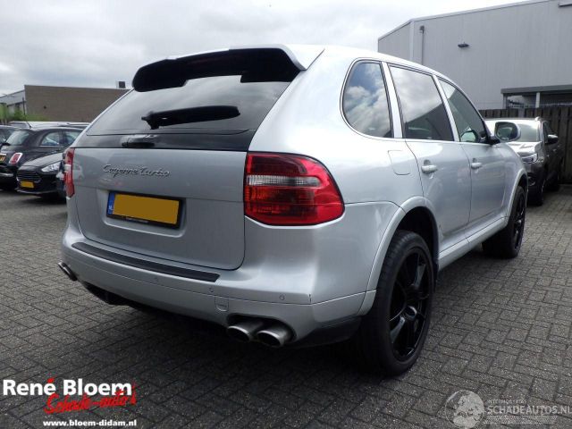 Porsche Cayenne 4.8 TURBO 500pk