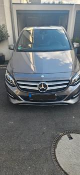 Mercedes-Benz 200 - Mercedes-Benz 200 mit Diesel-Antrieb: Van, Automatik