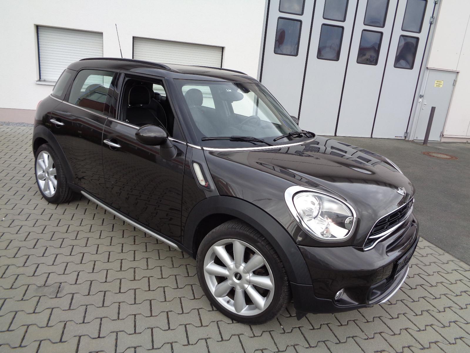 MINI Coun.Co.S Aut.ALL4 Vollleder Navi.Klimaaut.Xenon