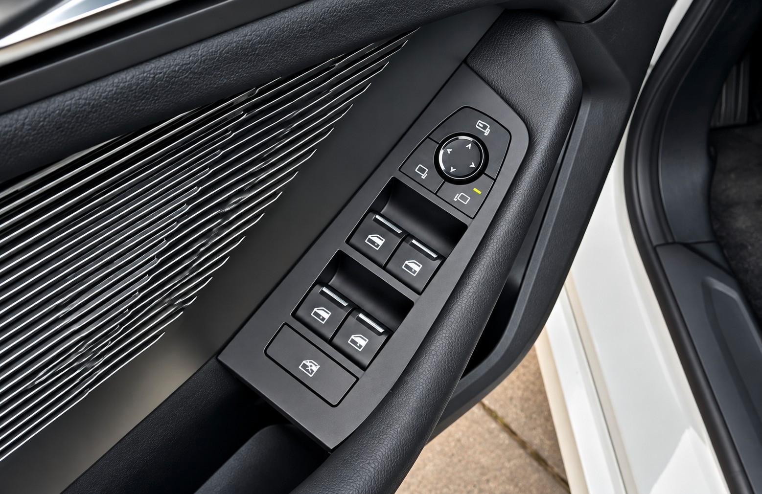 BMW 220 Gran Coupé 220i Gran Coupe Navi Led Kamera Driving Assist, миниатюра 18