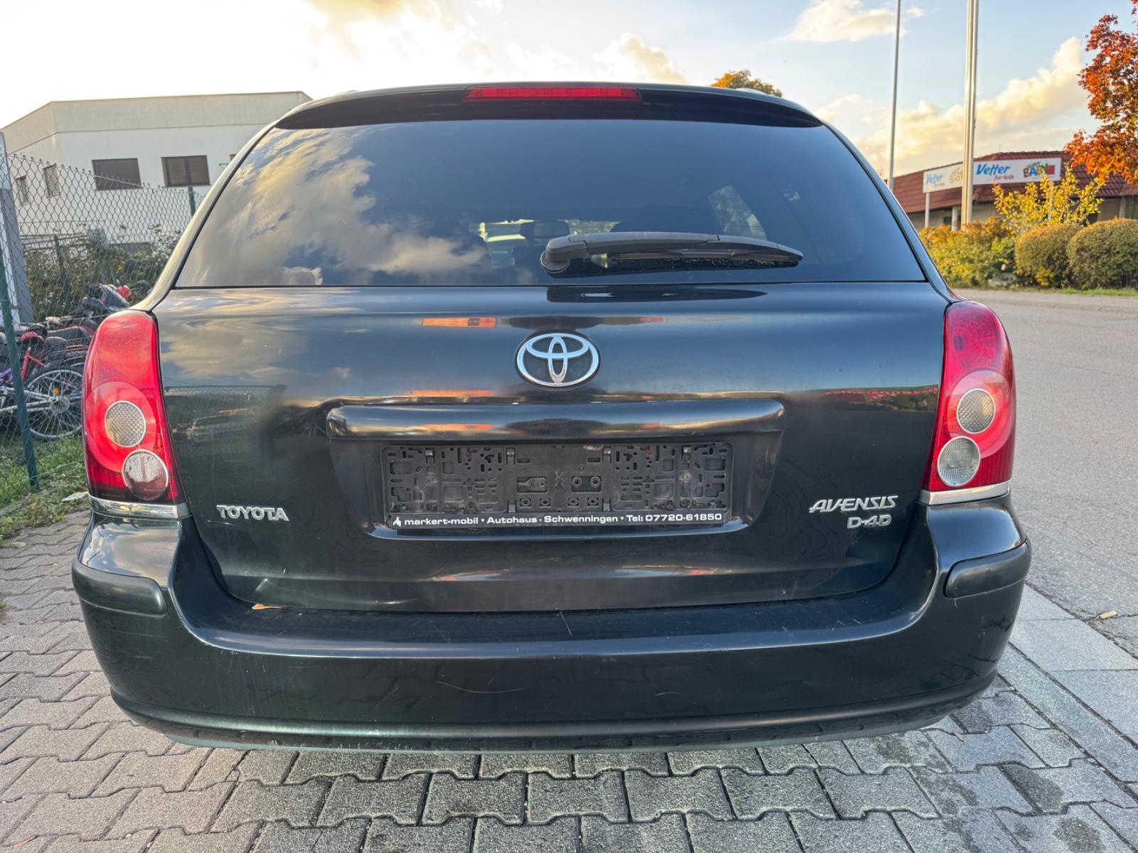 Toyota Avensis 2007 — photo 8