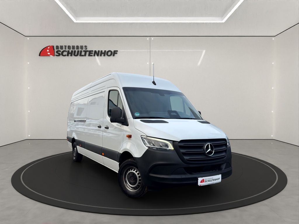 Image of Mercedes-Benz Sprinter