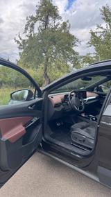 Volkswagen ID.4 Pro Perform. 77 kWh 150 kW. VielAusstattung - VW ID.4 von privat