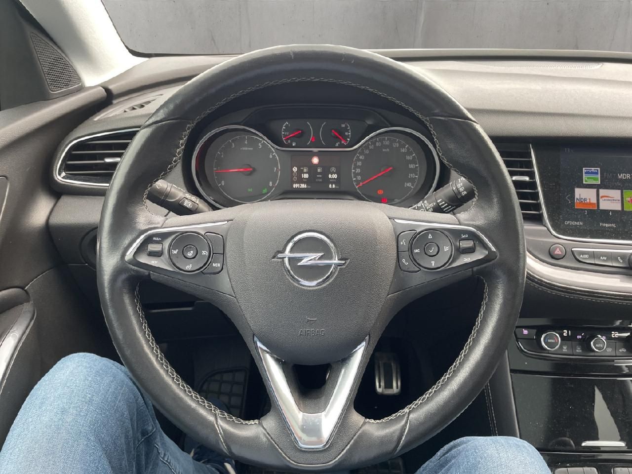 Fahrzeugabbildung Opel Grandland Innovation