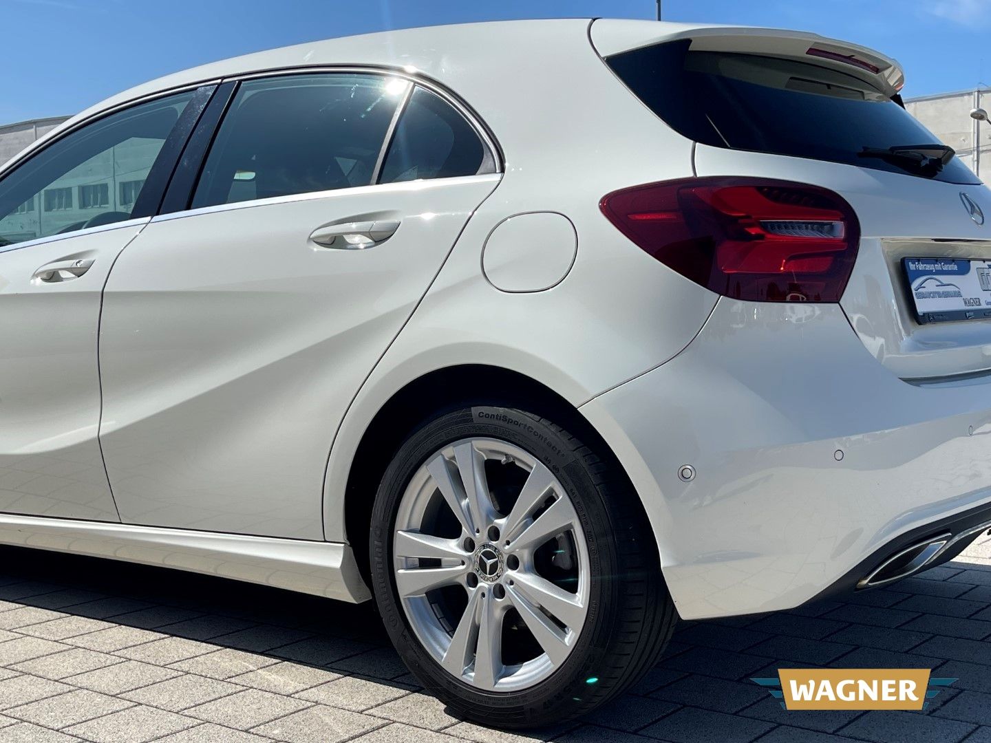 Fahrzeugabbildung Mercedes-Benz A 200 BlueEfficiency Sitzheizung 2-Hand
