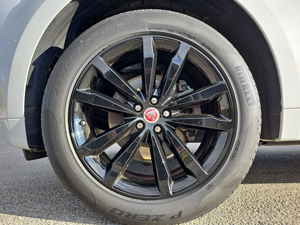 Jaguar F-Pace 20d AWD R-Sport nur Händler  / Export