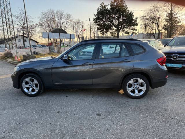 BMW X1 20 d xDrive*Leder*Navi*Xenon*Panorama