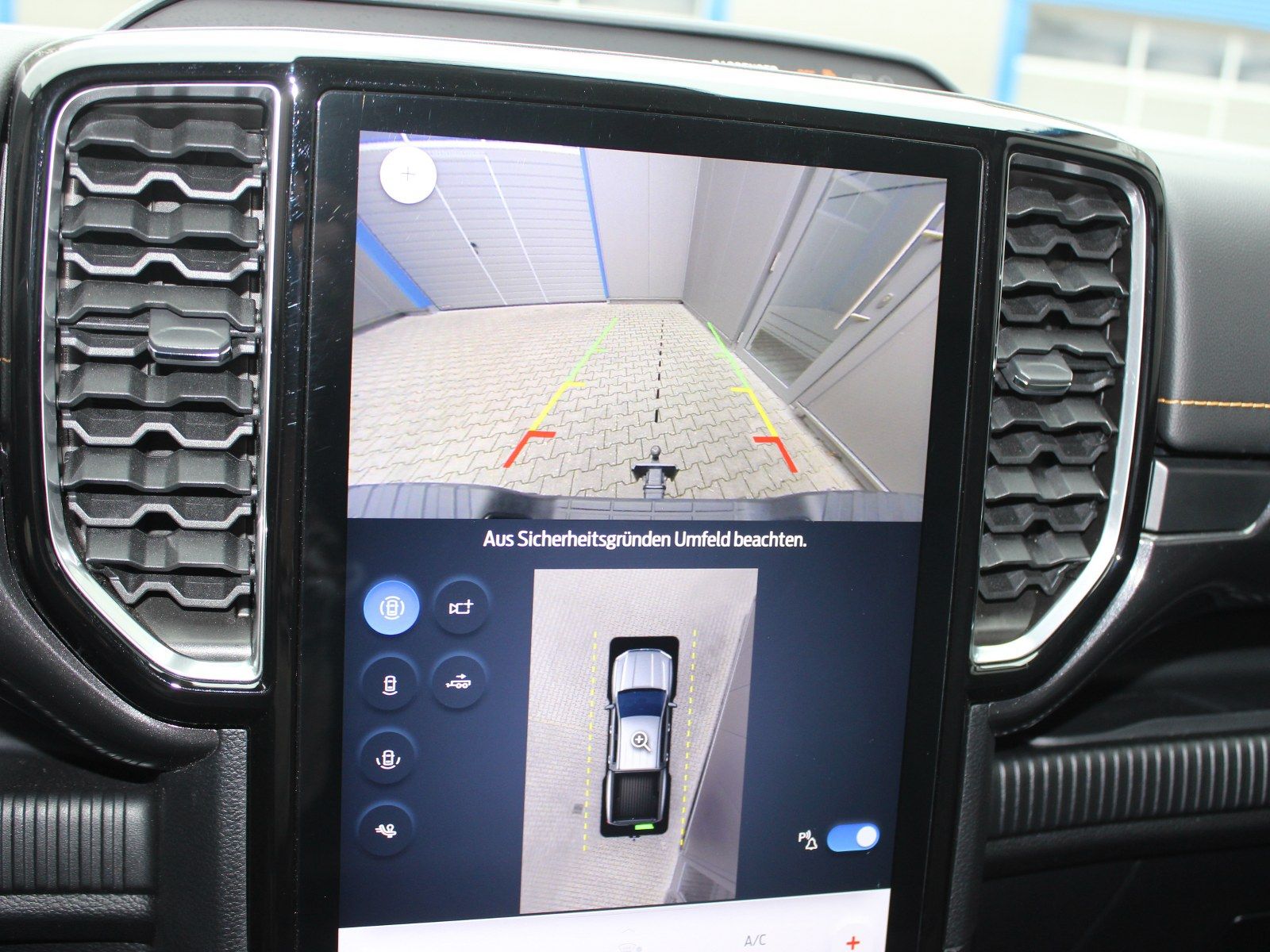 Fahrzeugabbildung Ford Ranger Plug-in-Hybrid Wildtrak e4WD Doppelkabine