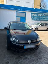 Volkswagen Golf VI 1.6D Automatik Getriebe - Volkswagen Golf mit Diesel-Antrieb: Coupé