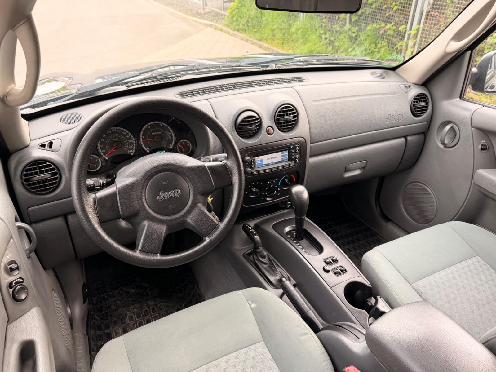 JEEP CHEROKEE - 2.8 CRD - BVA - 4X4 - 163 CV
