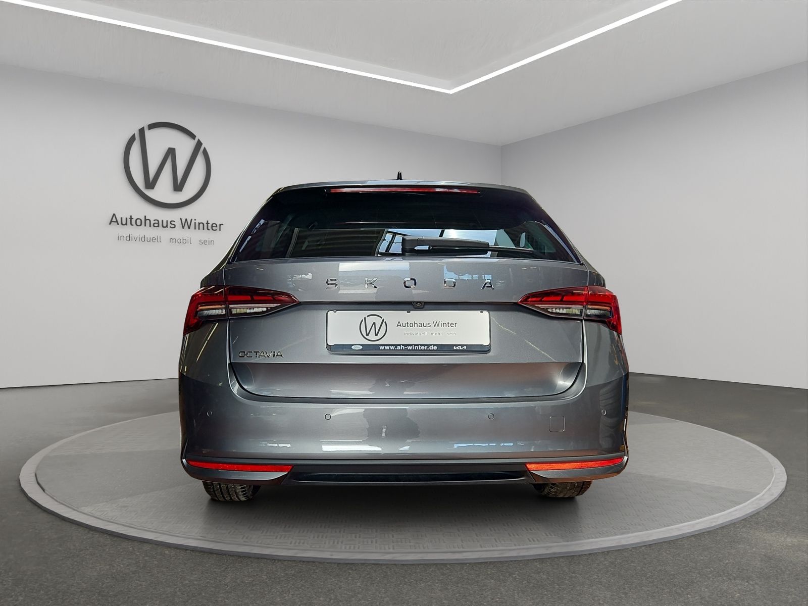 Skoda Octavia Combi 2.0 TDI DSG Selection -FACELIFT- L foto 5