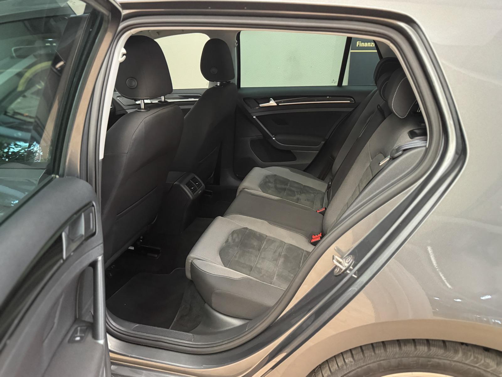 Volkswagen Golf Limo 2.0 TDI DSG R-Line Dig.Cockpit*Navi*