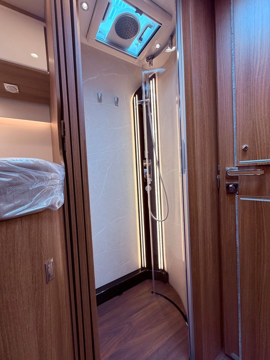 Fahrzeugabbildung Carthago chic e-line 50 LE DA Mastervolt