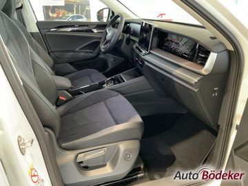 Volkswagen Tayron 1.5 eTSI DSG Elegance Bluetooth Navi LED