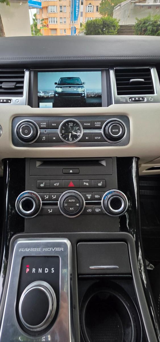LAND ROVER RANGE ROVER SPORT 256CH - 4X4 - BVA - HISTORIQUE ENTRETIEN COMPLET - 1ERE MAIN - ATTELAGE