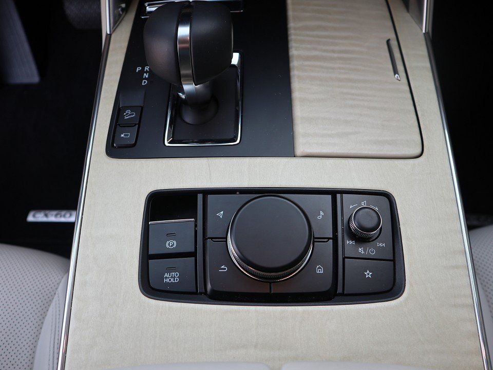 Fahrzeugabbildung Mazda CX-60 Takumi D-254 AWD AT PRE-COM-P CON-P DA-P P