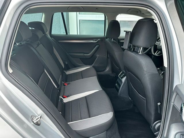 Octavia Combi Joy XENON;DAB;FSE;SHZ;CLTRONIC