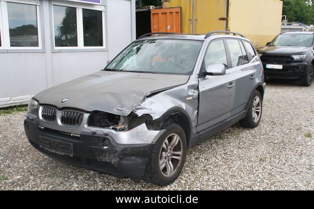 BMW X3 3.0dA * NAVI * LEDER * PANO * XENON * AHK *