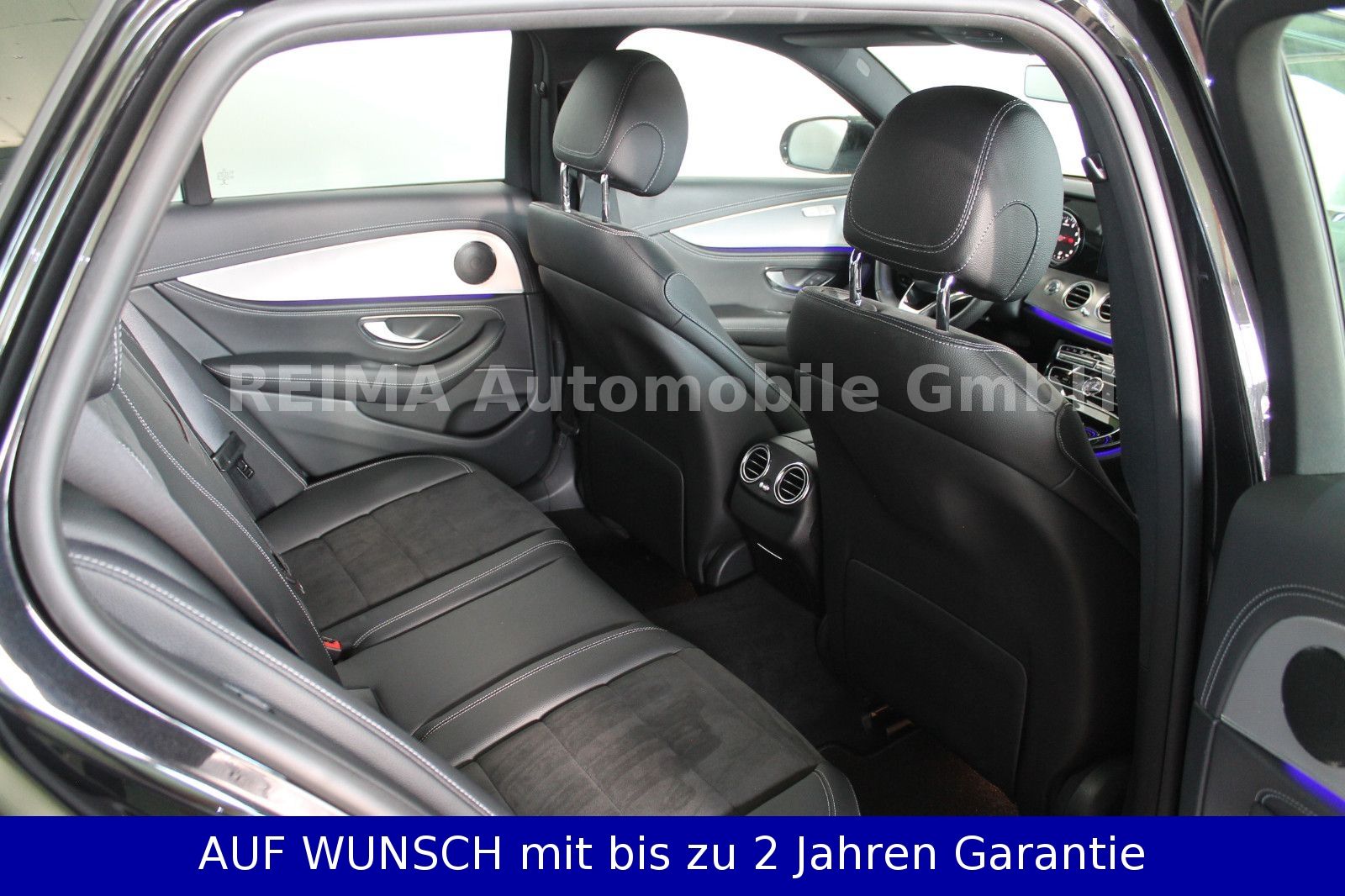 Fahrzeugabbildung Mercedes-Benz E 200 T, AMG-Line, LED Scheinwerfer, AHK