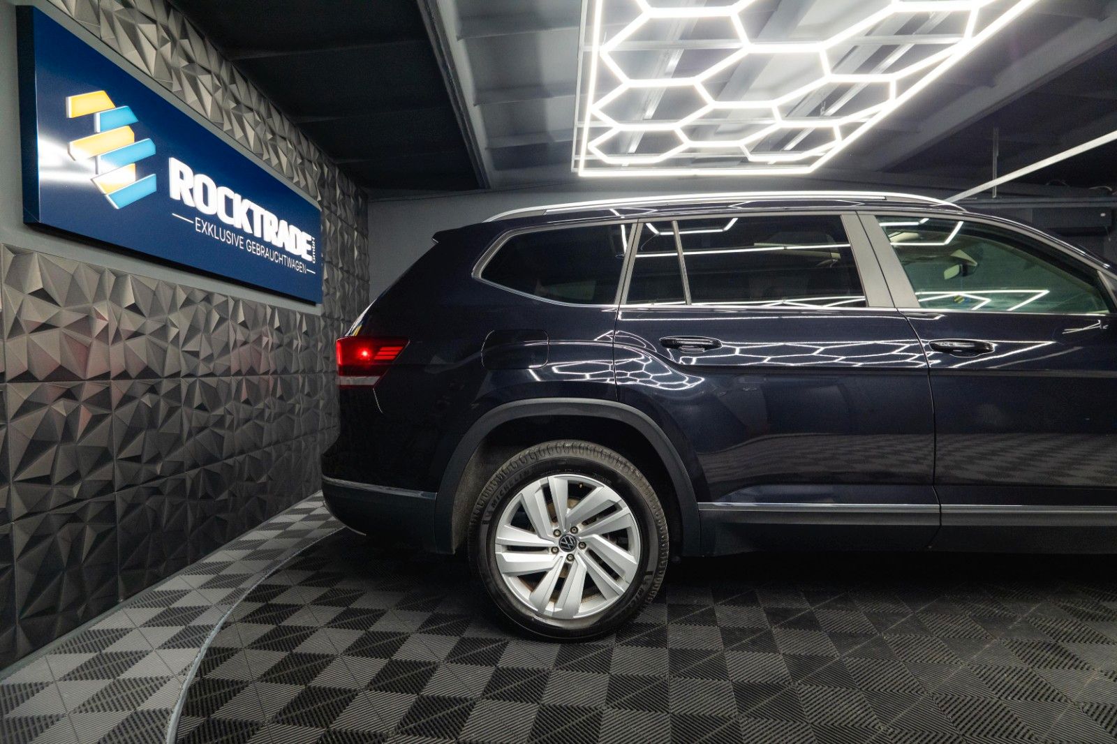 Fahrzeugabbildung Volkswagen ATLAS 3.6 4x4 SEL PREMIUM *7 Sitze*Pano*ACC*LED*