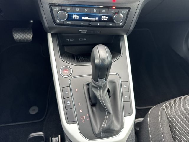 Arona 1.0 TSI DSG XCELLENCE NAVI ACC LED SHZ DAB