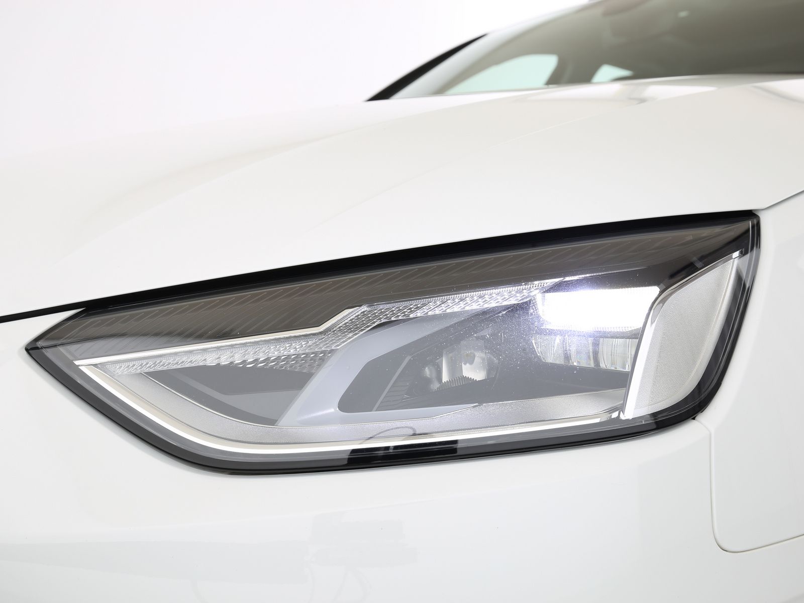 Audi A4 - Bild 19