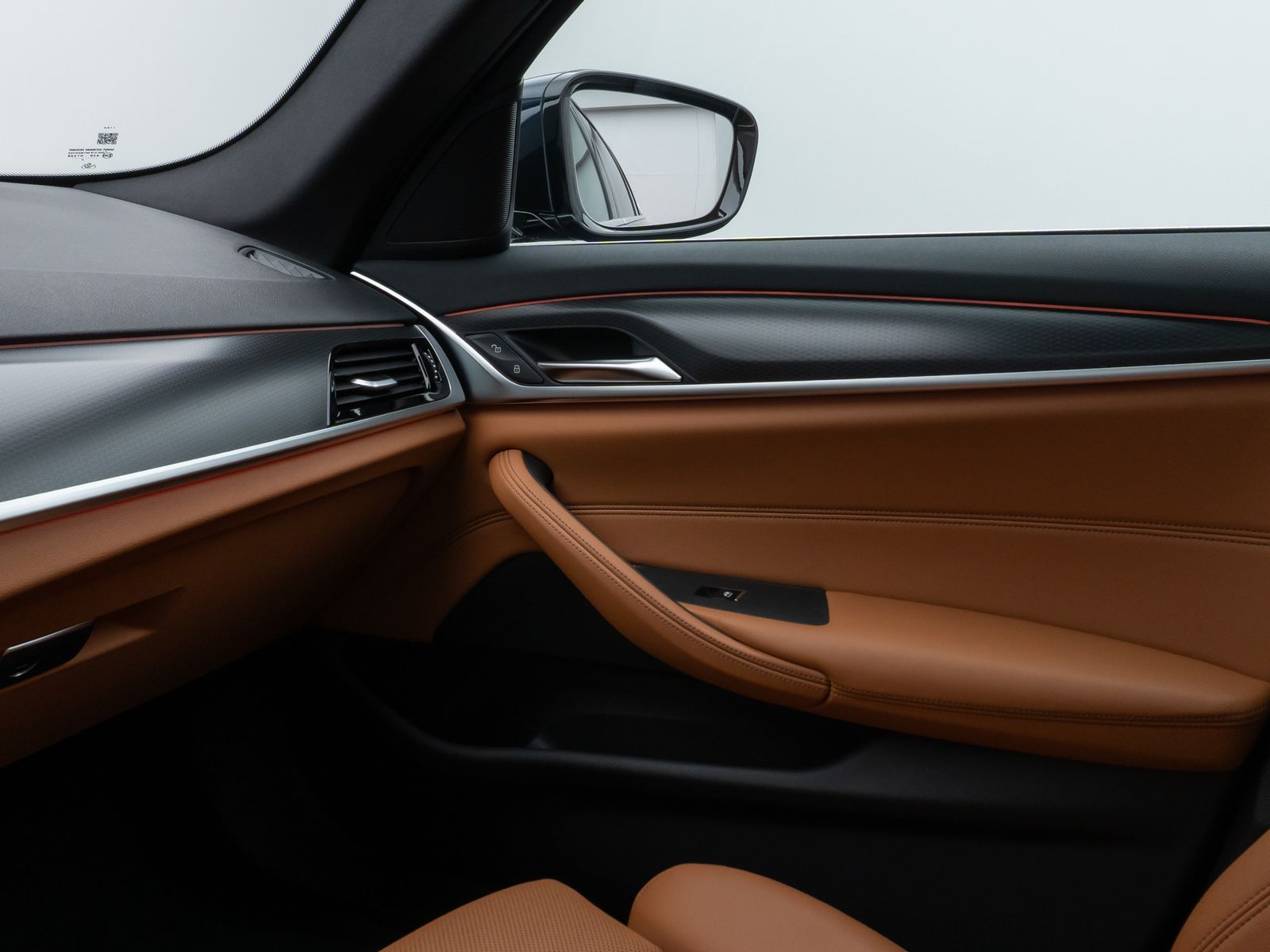 Fahrzeugabbildung BMW 530i M Sport Panorama Kamera DAB HiFi AHK Alarm