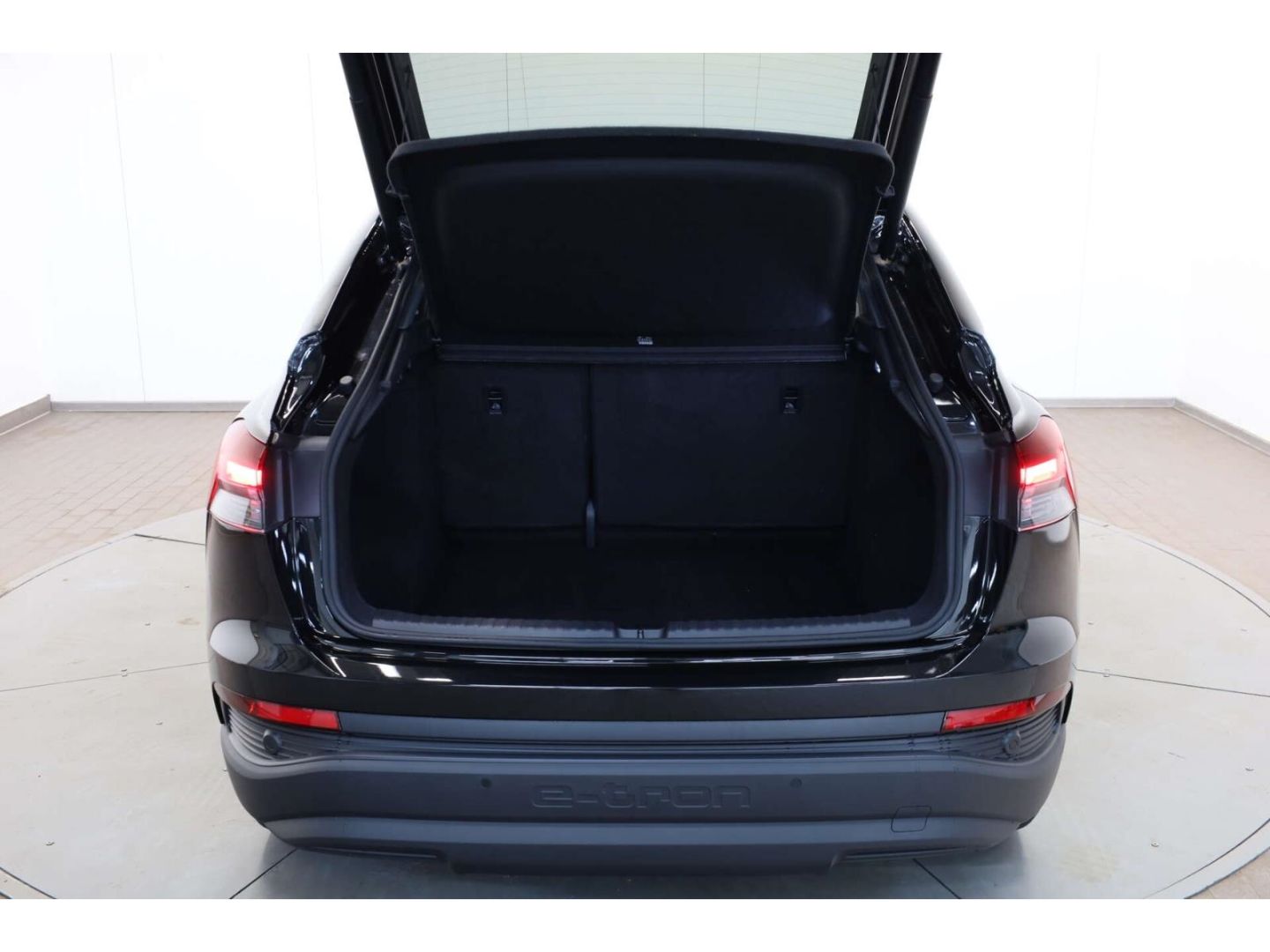 Audi Q4 e-tron - Bild 12
