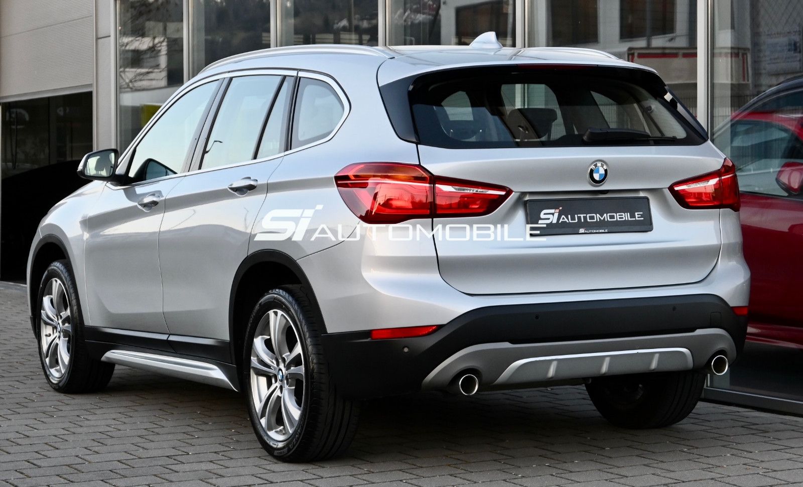 Fahrzeugabbildung BMW X1 xDr. 18d Sport Line °AHK°LEDER°HEAD-UP°KAMERA