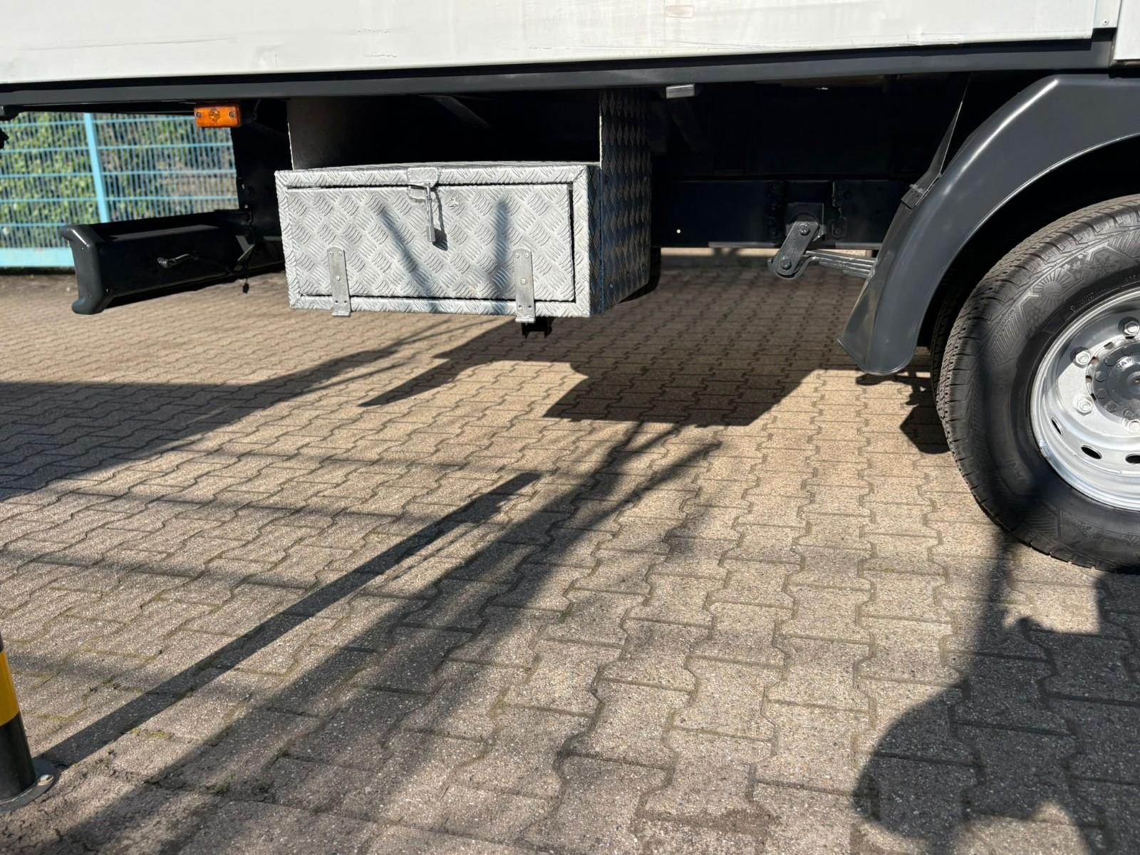 Iveco Daily 70C18/UNIKAT/XXL 5.30P/Schlafkabine/Klima/